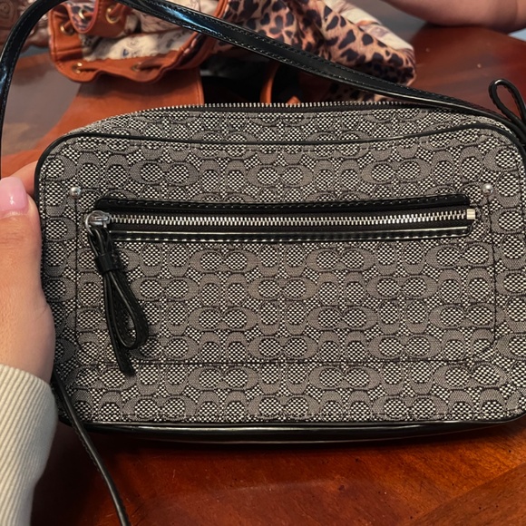 Coach shoulder bag - Picture 2 of 4